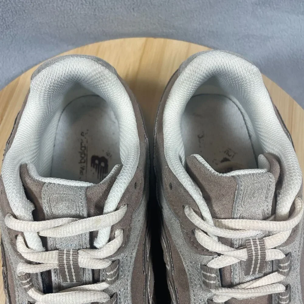 New Balance 204L Womens US Size 8.5 D Mushroom Arid Stone Casual Shoes U204LMMA